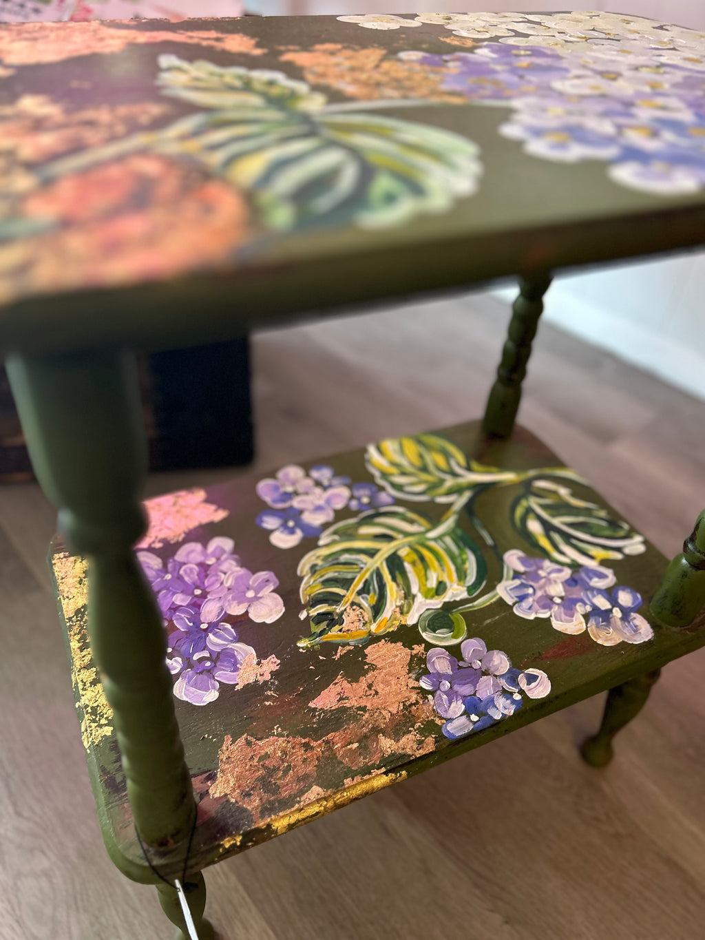 Hand painted Goldleaf hydrangea end table