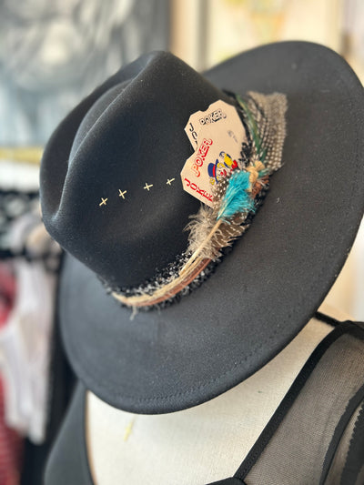 Black wide brim fedora poker hat