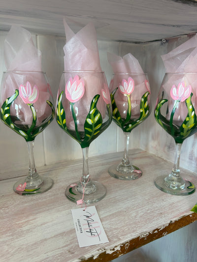 Hand painted tulip wine glasses (Set of 4)