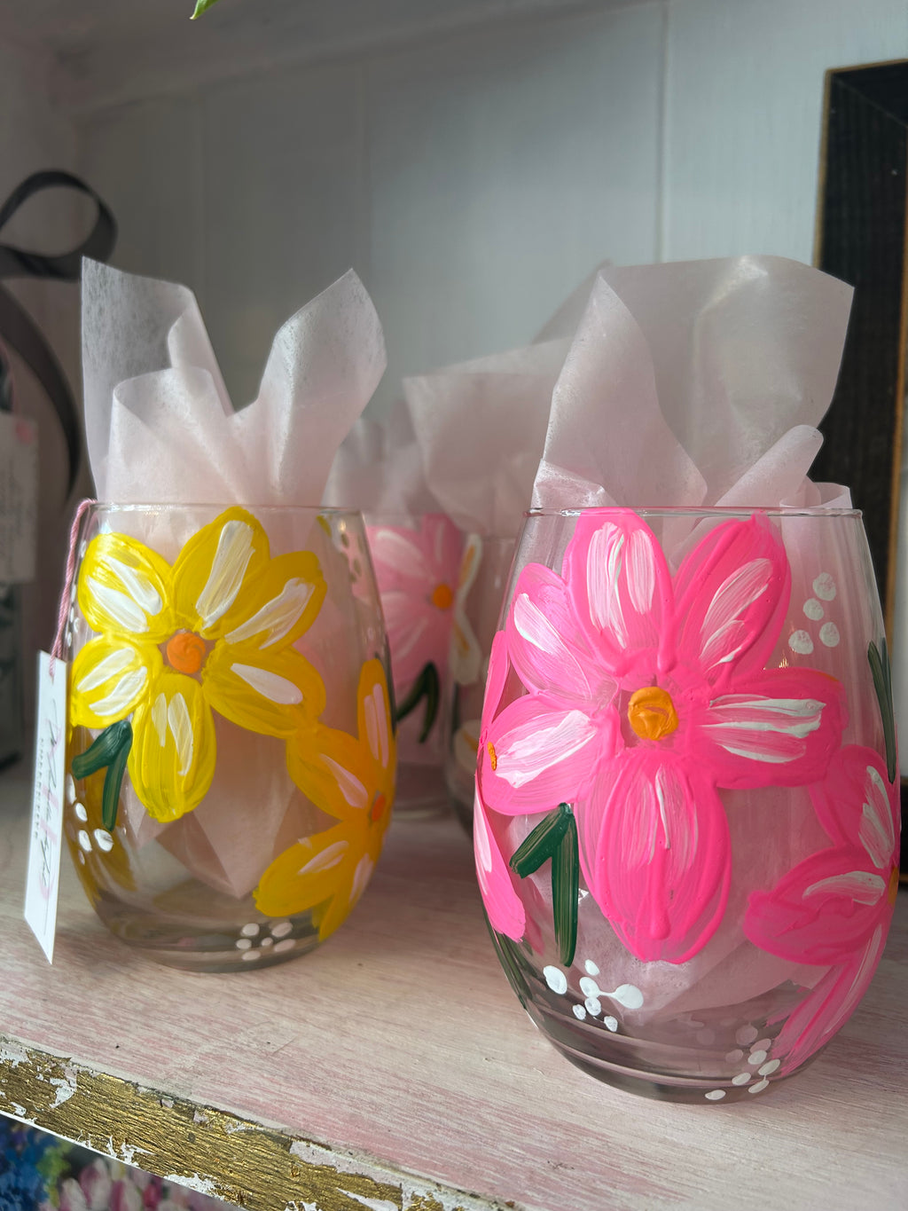 Hand painted colorful daisy stemless wine glasses (Set of 4)