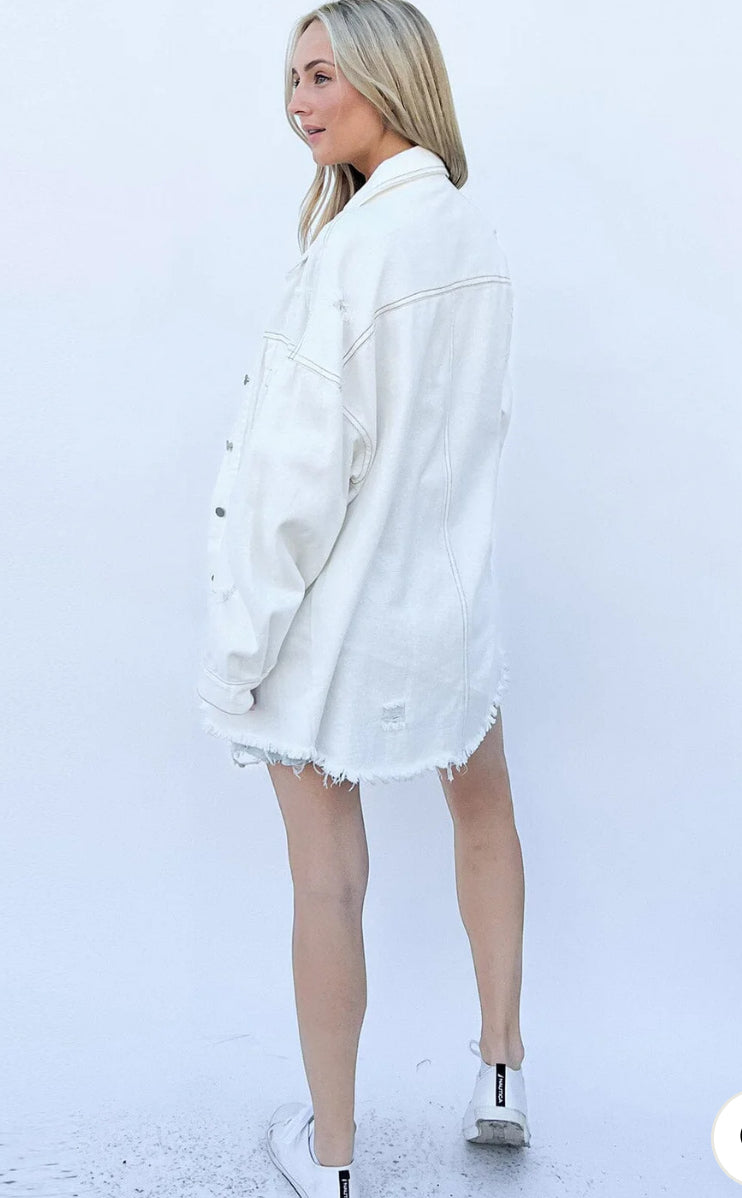 DISTRESS DENIM JACKET