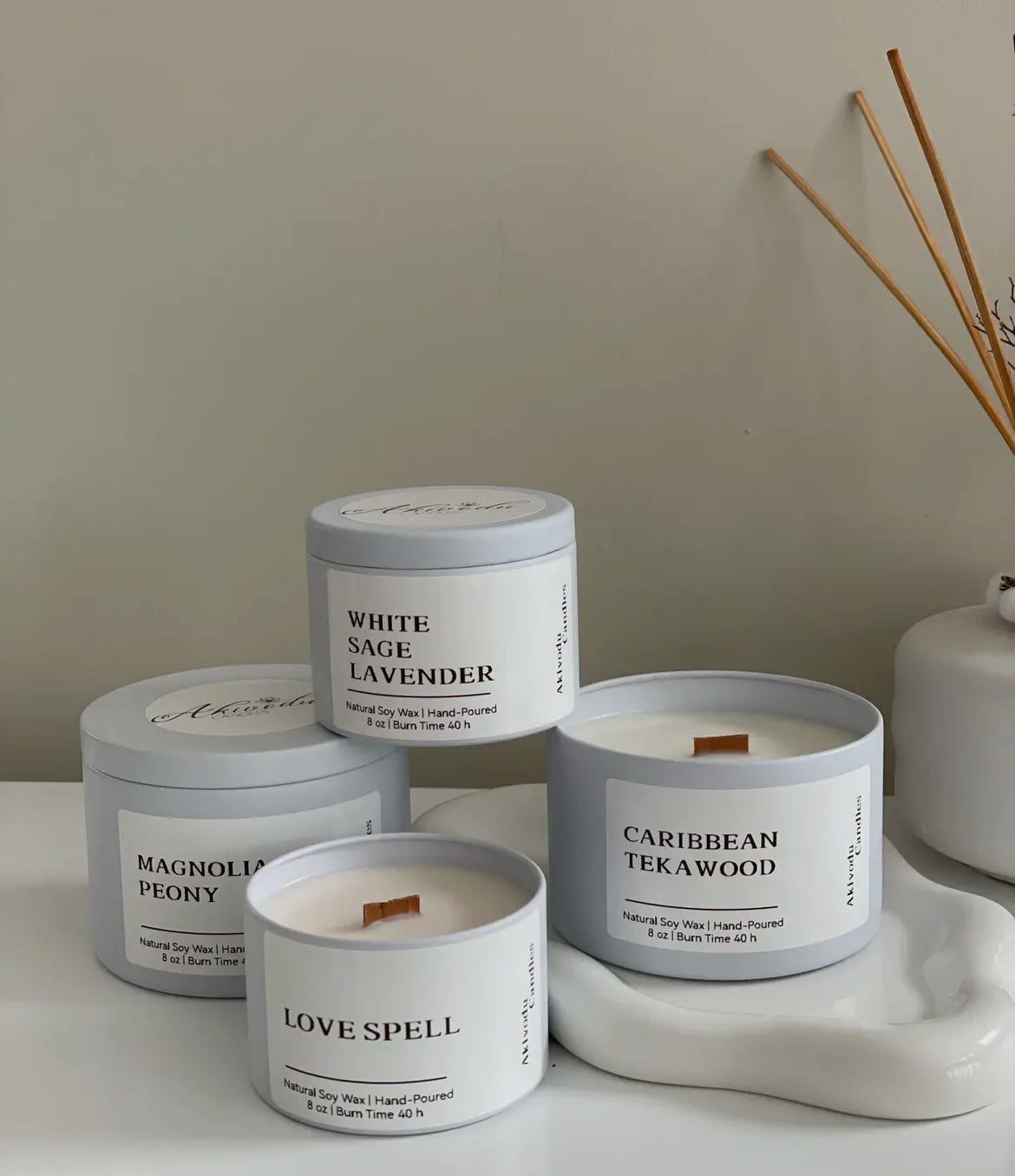 Akivodu Candles: Love spell scent